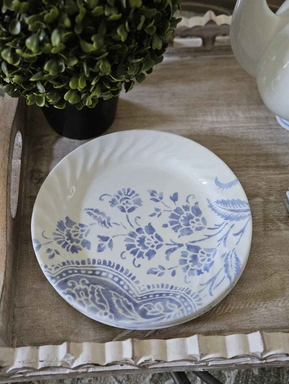 Corelle Impressions BOTANIQUE 4 Salad Dessert Plate 7.25